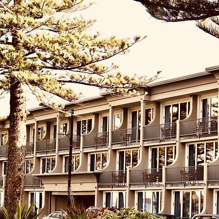 Hotel The Nautilus Napier Exteriér fotografie The Surf Hotel