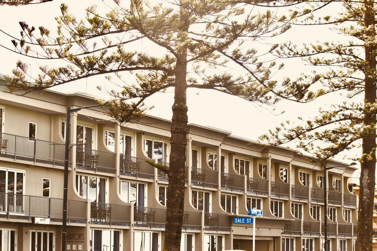 Hotel The Nautilus Napier Exteriér fotografie The 1960s apartment block at the northern end of the street